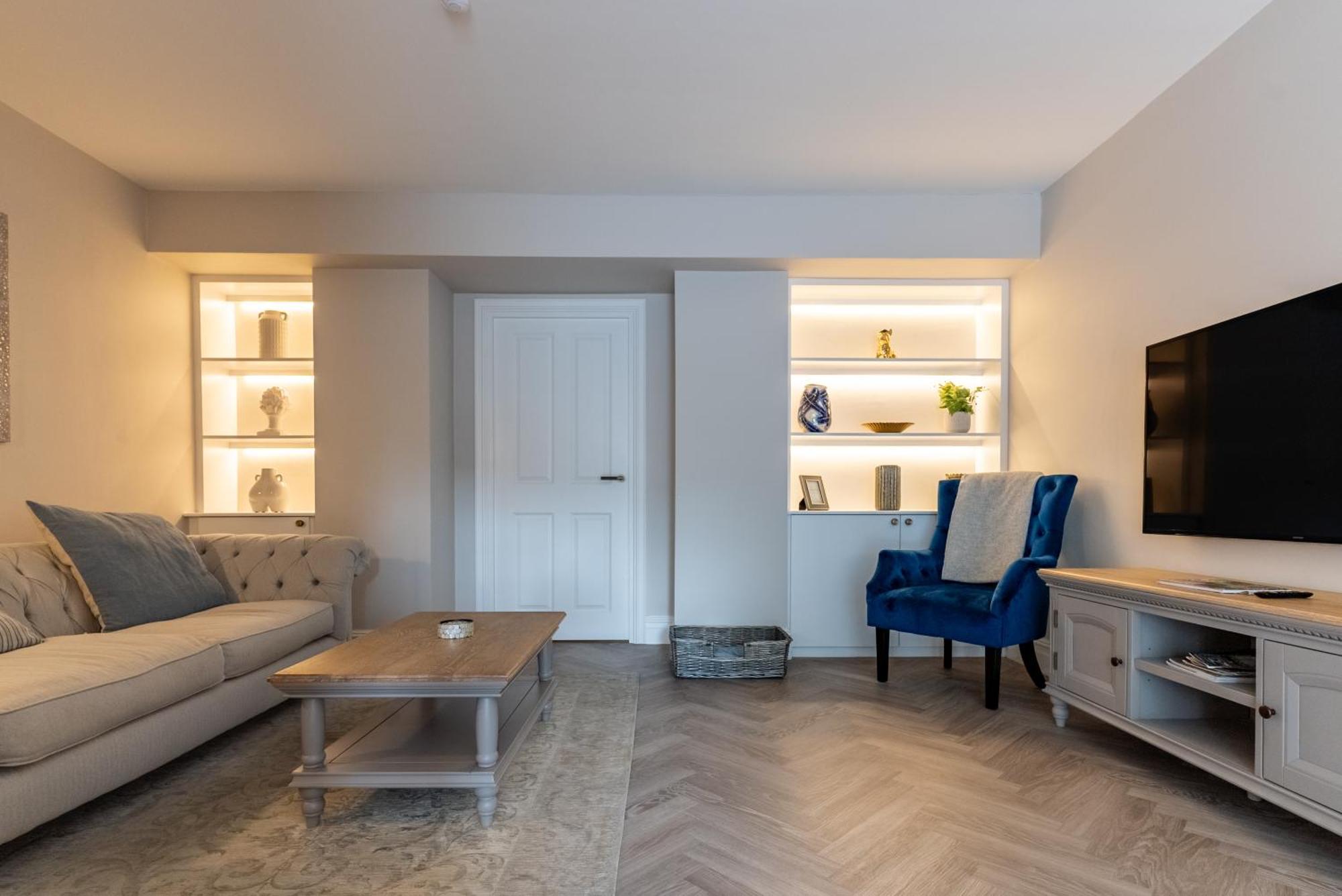 Brand New Riverside Apartment Крайстчърч Екстериор снимка