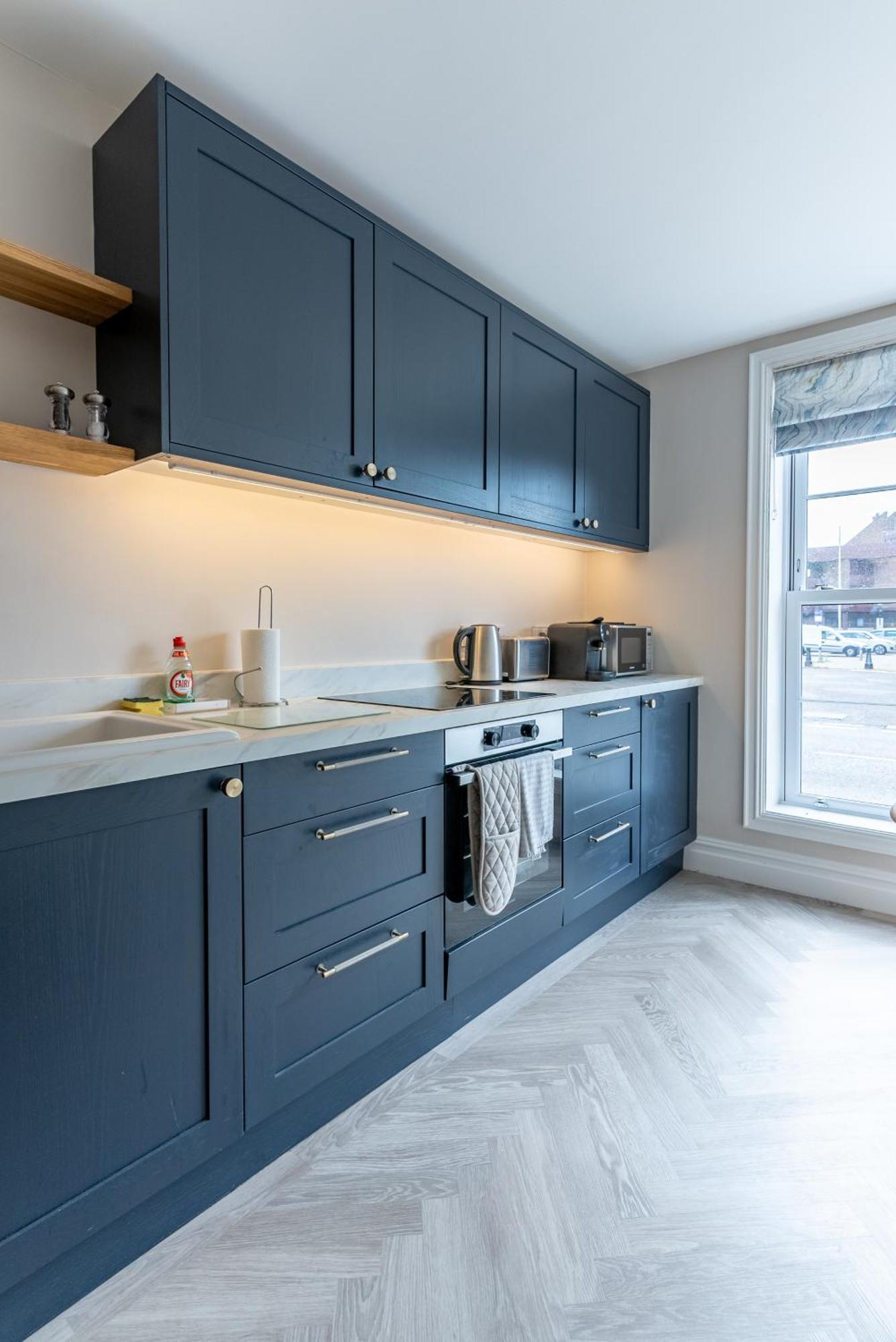 Brand New Riverside Apartment Крайстчърч Екстериор снимка