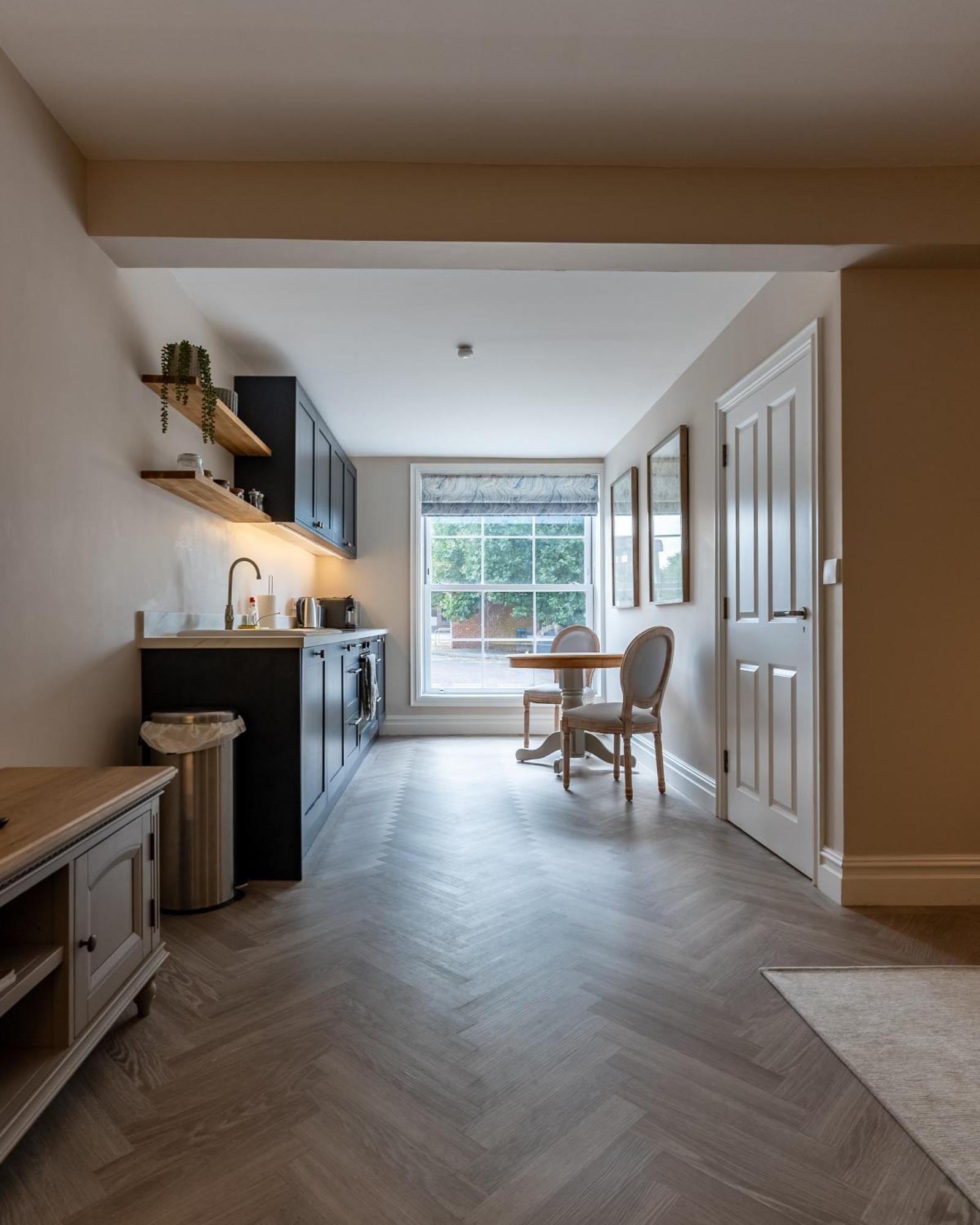Brand New Riverside Apartment Крайстчърч Екстериор снимка